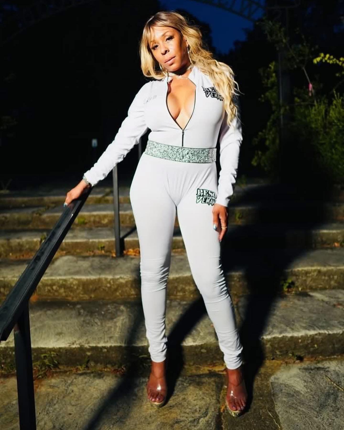 Women’s Zip Body Suit