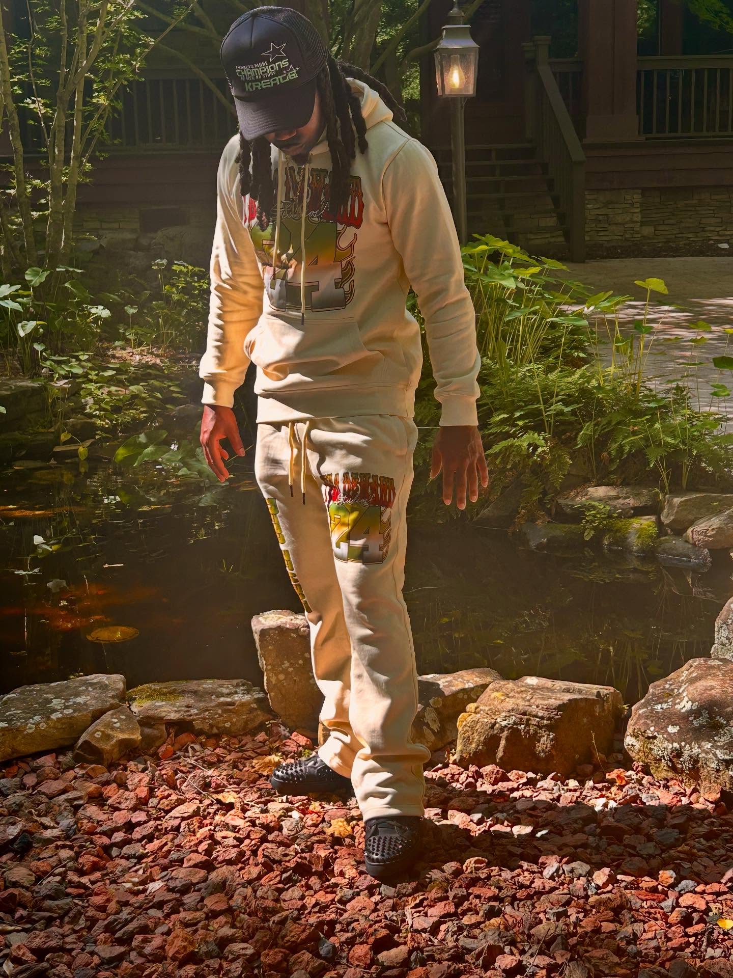 Peso Demand Studios Stacked Suit